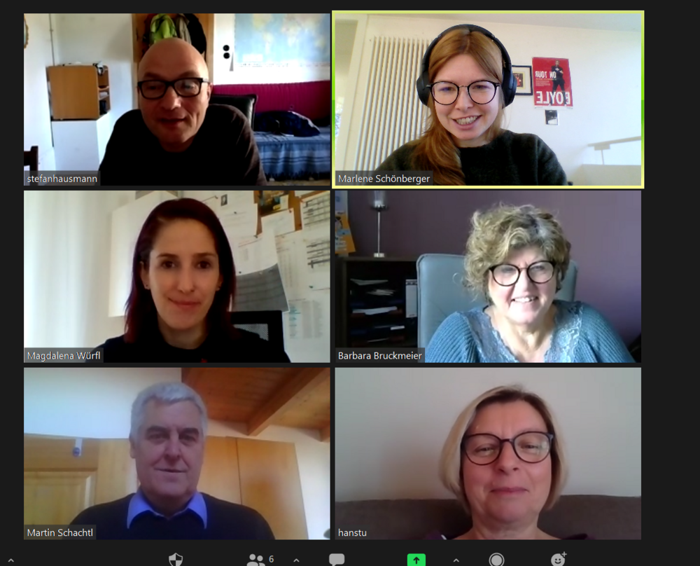Das Bild zeigt eine Momentaufnahme aus der Videokonferenz. Die Bilder der 6 Teilnehmenden sind zu sehen.